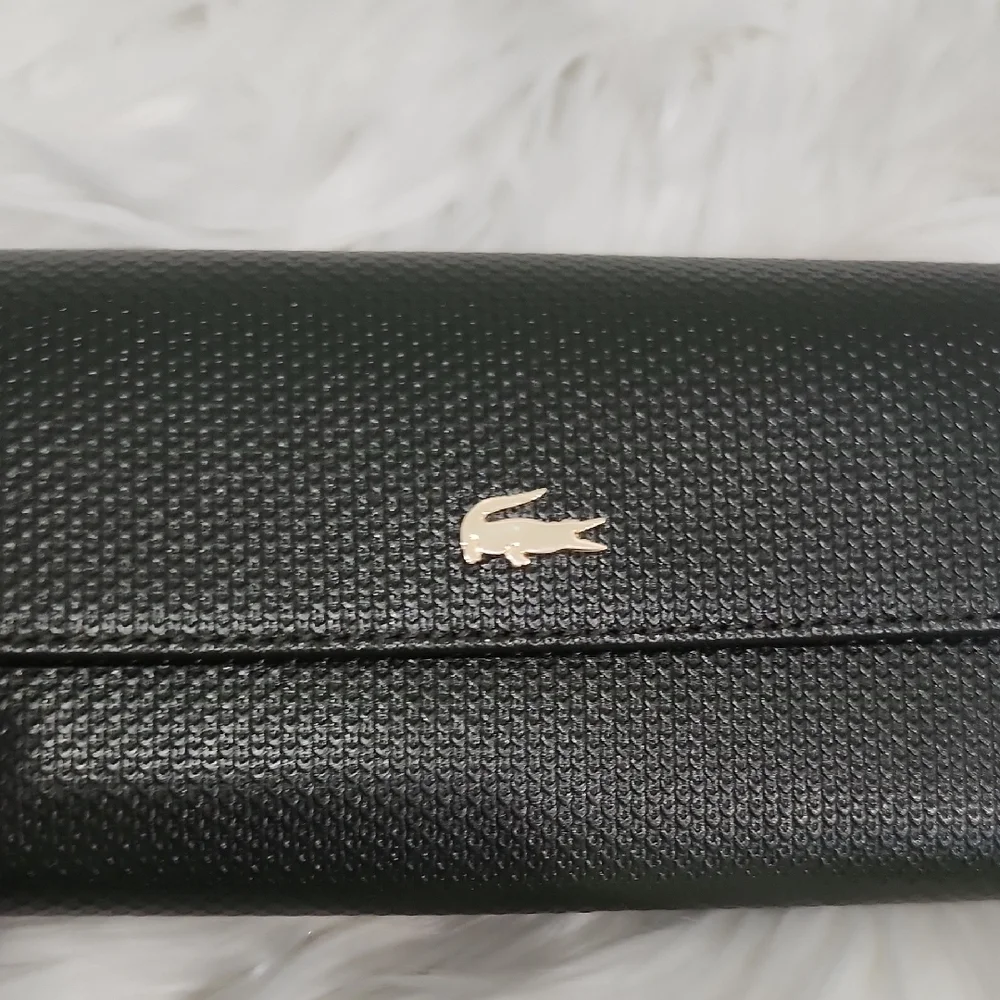 💚▪️Lacoste▪️ Women's Green Chantaco Continental Split Cow Leather Wallet